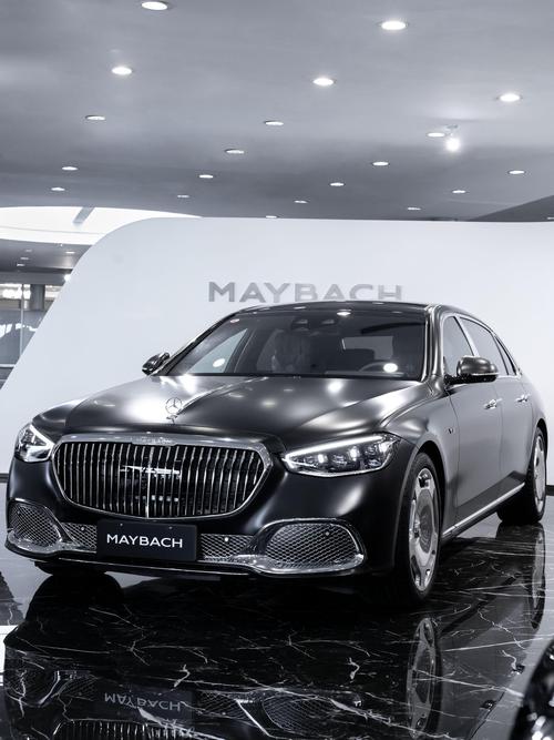 重庆313岚图汽车的售后服务让用户无忧出行，迈巴赫未来的豪华车趋势